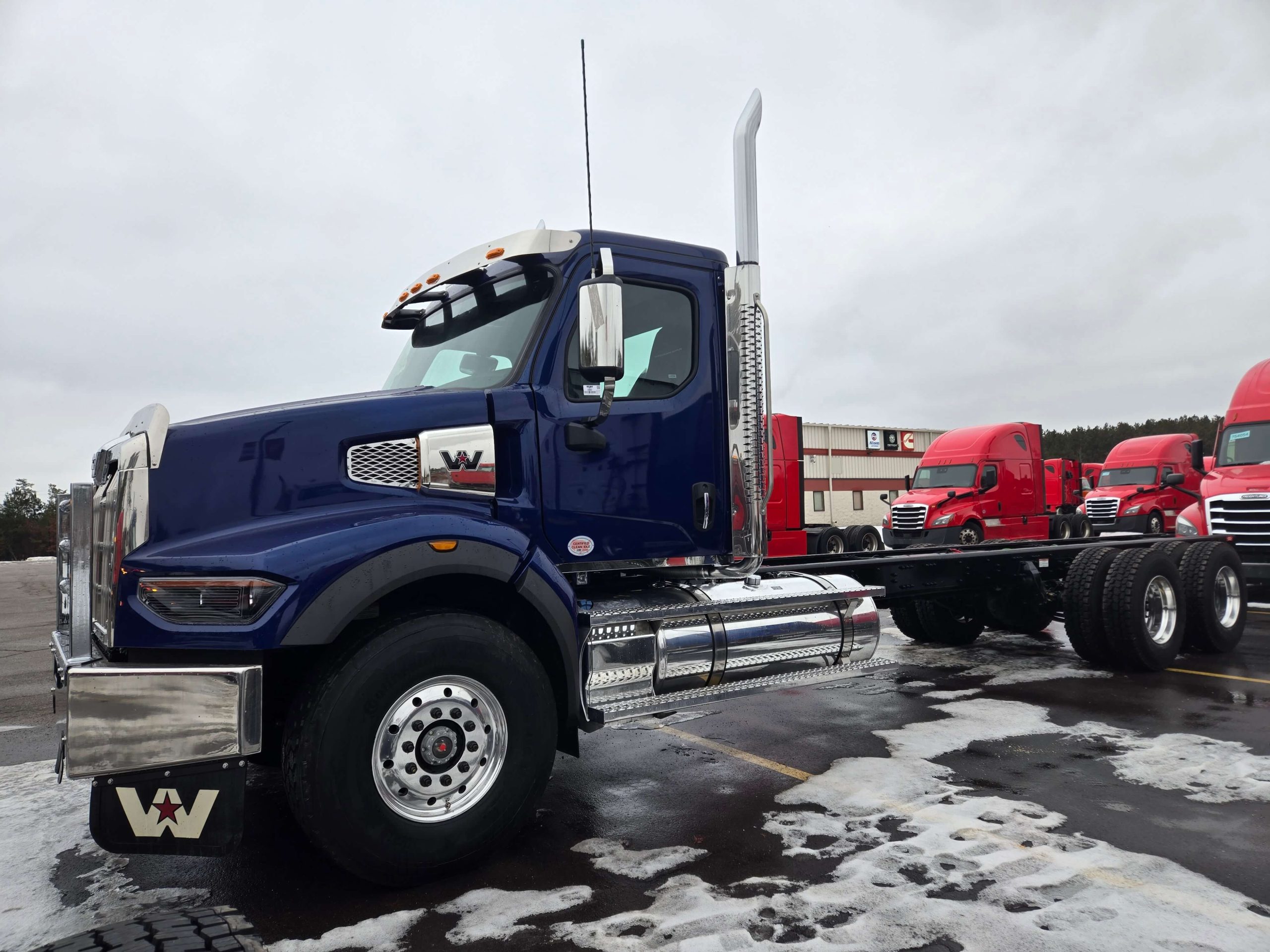 2026 Western Star 49X 2026 Western Star 49X - image 1 of 6