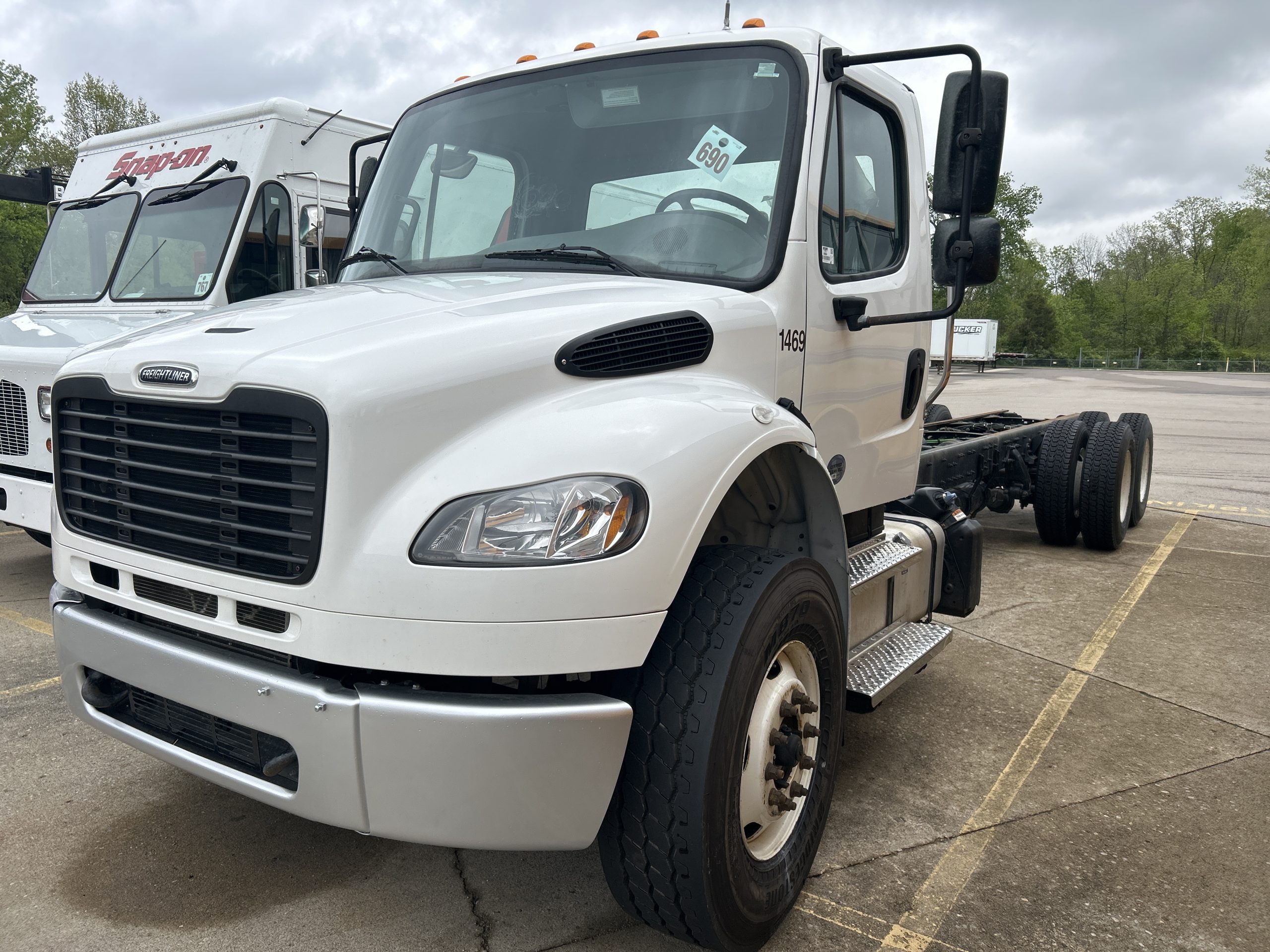 2022 Freightliner M2 106 2022 Freightliner M2 106 - image 1 of 1