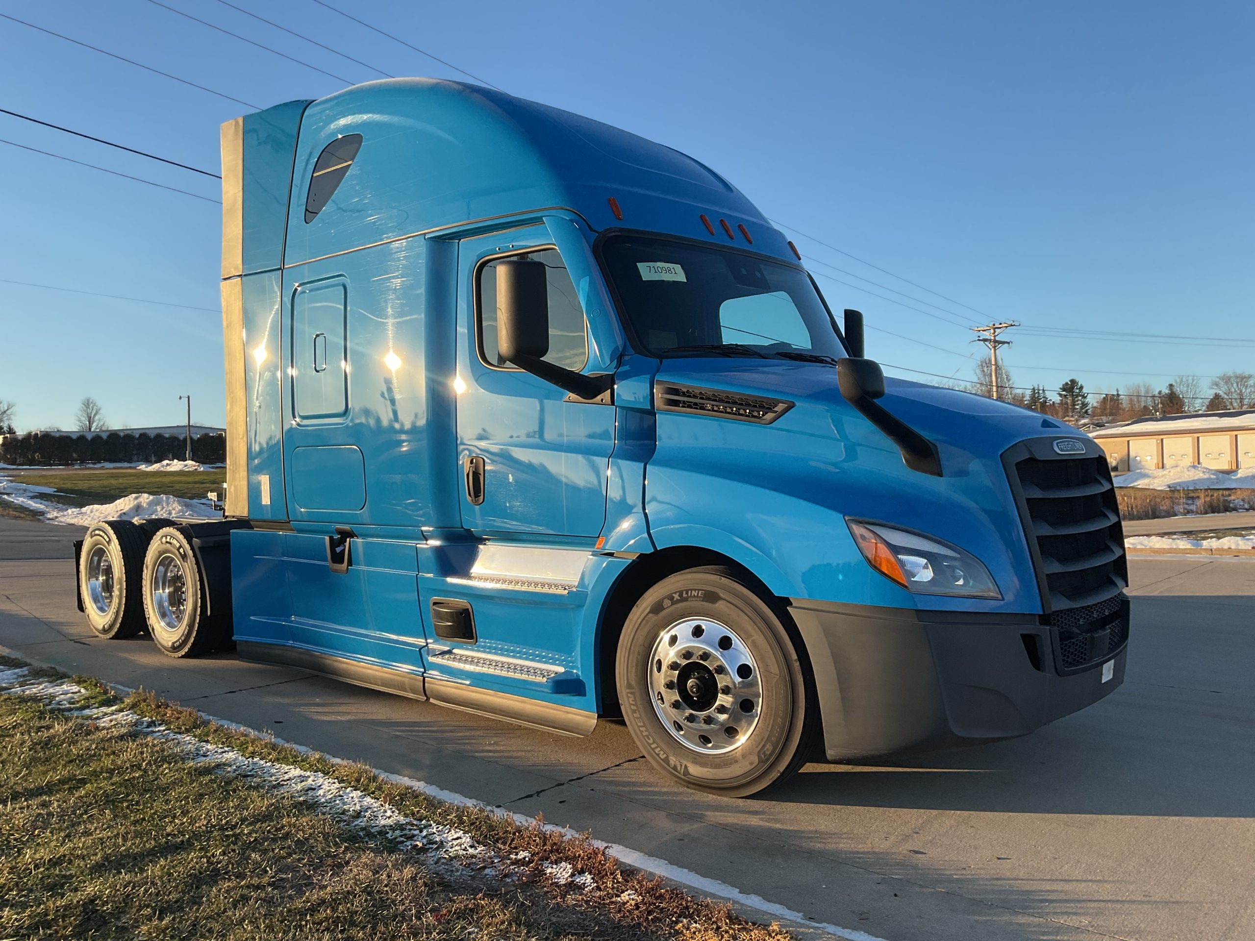 2022 Freightliner PT126SLP 2022 Freightliner PT126SLP - image 3 of 6