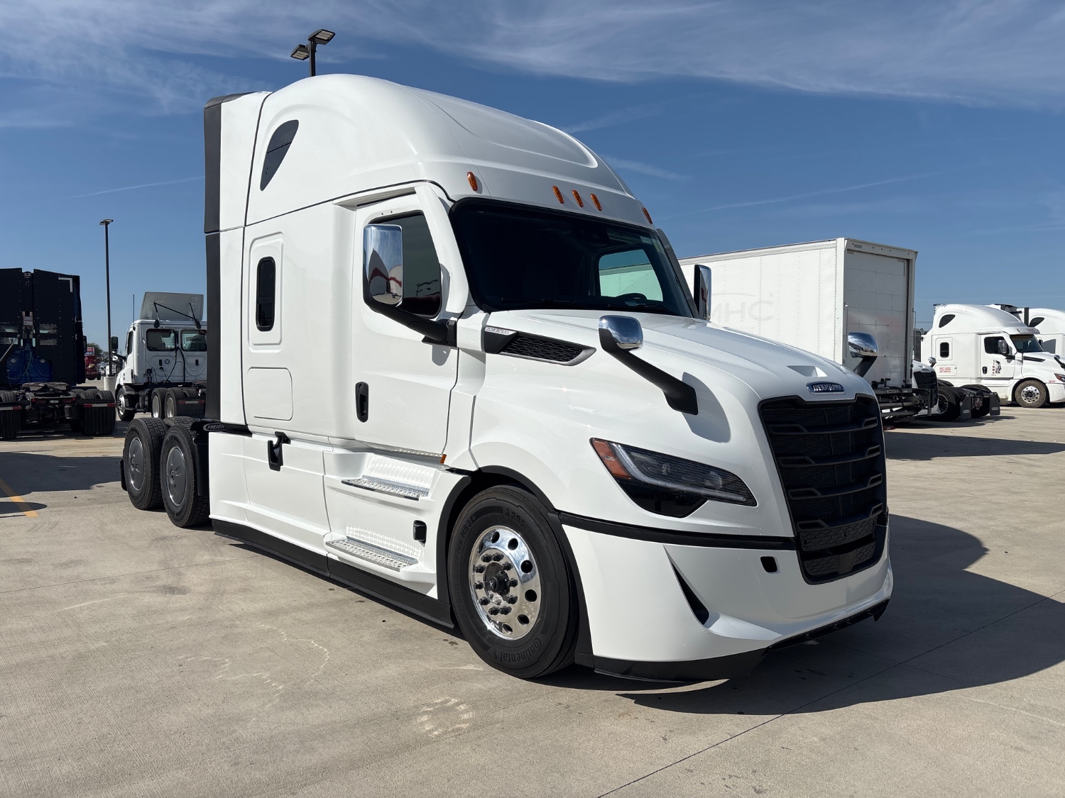 2027 Freightliner PJ126SLP 2027 Freightliner PJ126SLP - image 3 of 6