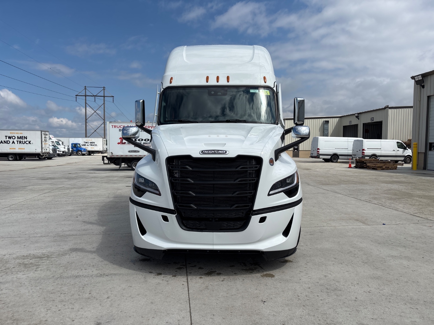 2027 Freightliner PJ126SLP 2027 Freightliner PJ126SLP - image 2 of 6