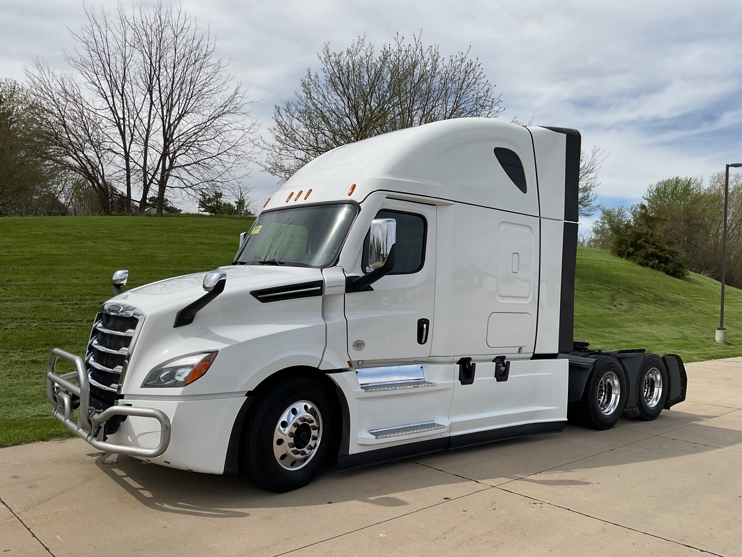 2022 Freightliner PT126SLP 2022 Freightliner PT126SLP - image 1 of 6