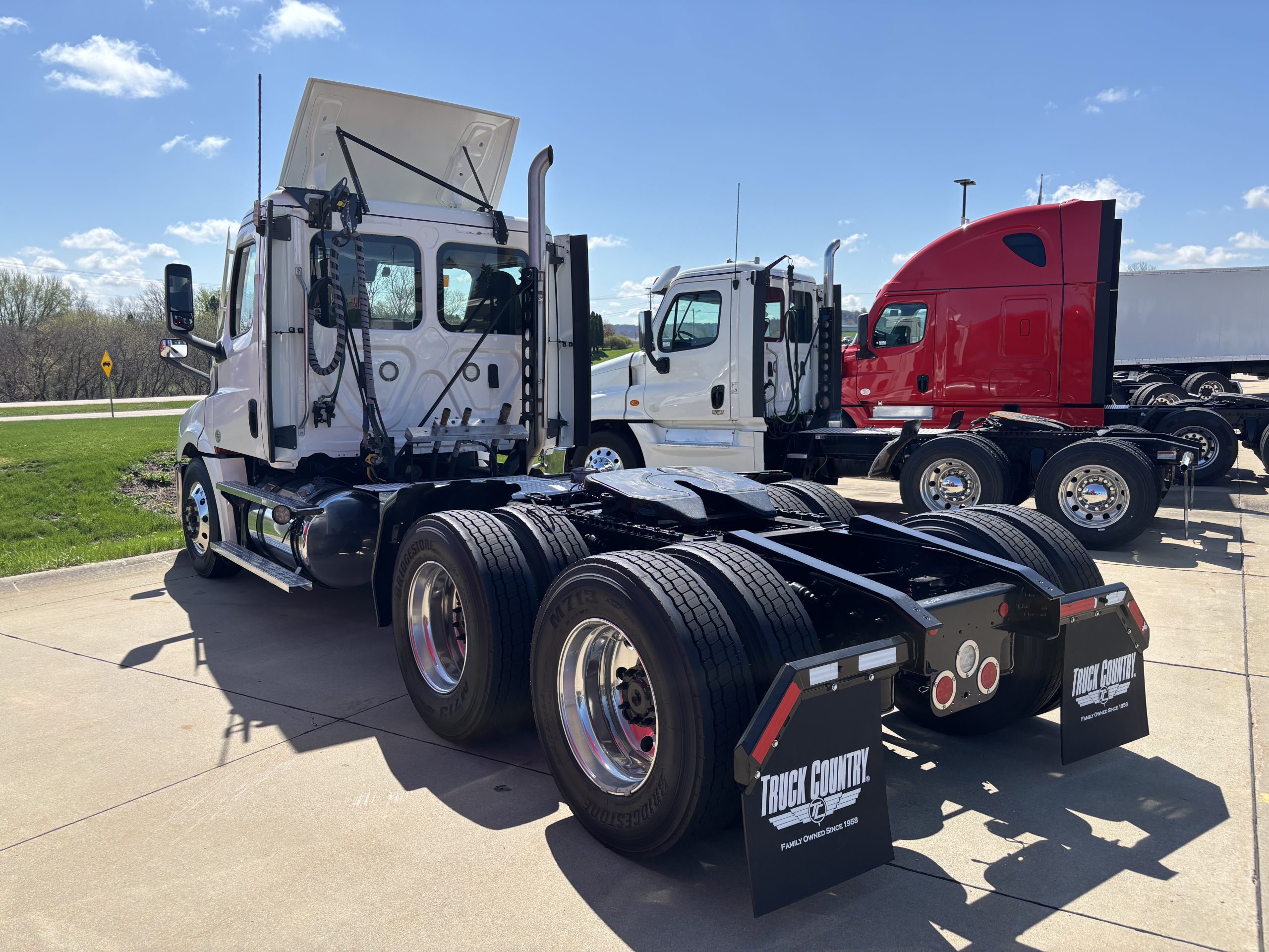 2022 Freightliner PT126DC 2022 Freightliner PT126DC - image 6 of 6