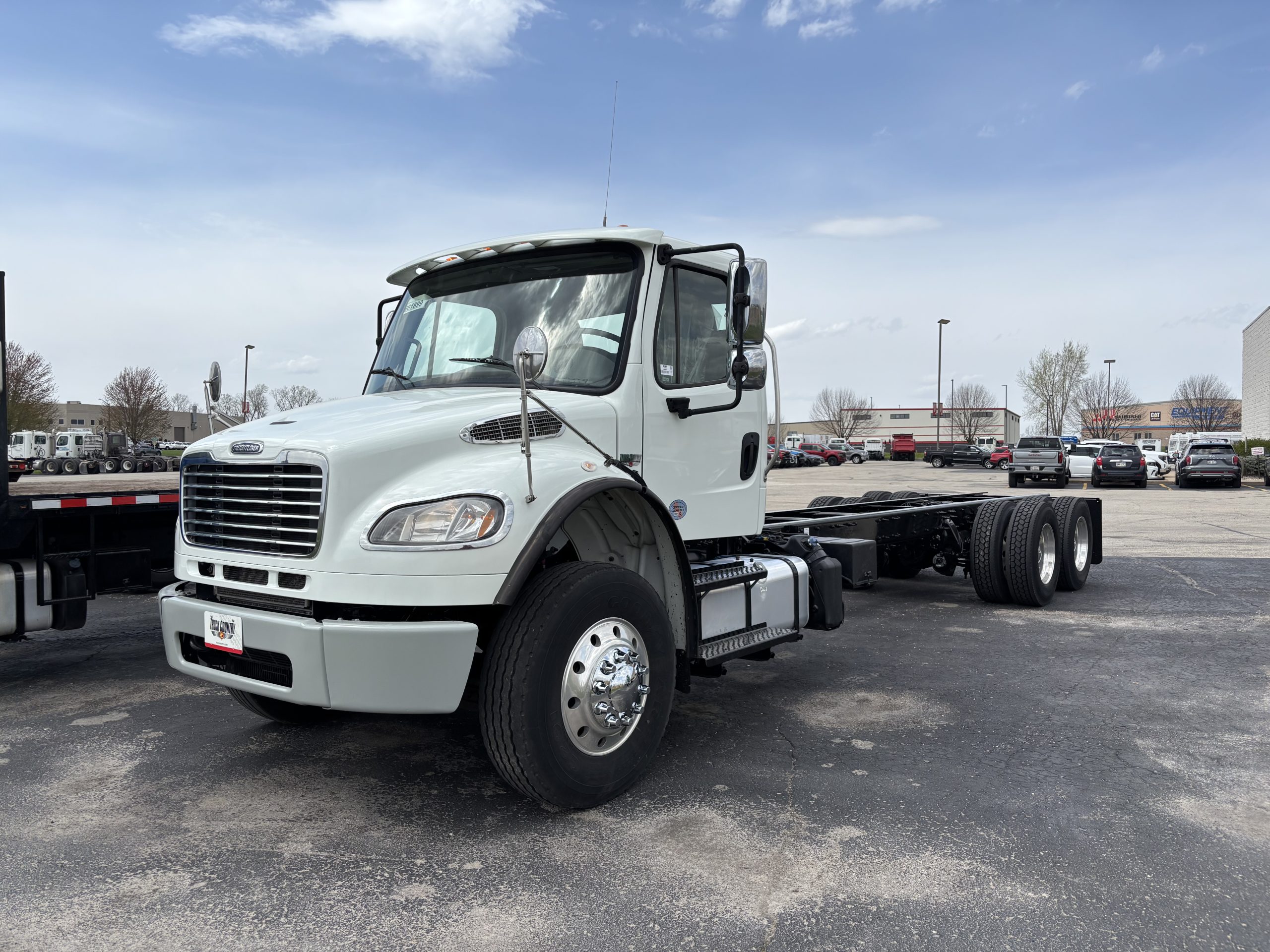 2021 Freightliner M280 2021 Freightliner M280 - image 1 of 6