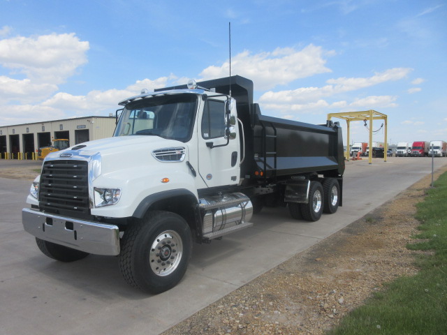 2027 Freightliner 114SD+ 2027 Freightliner 114SD+ - image 1 of 6