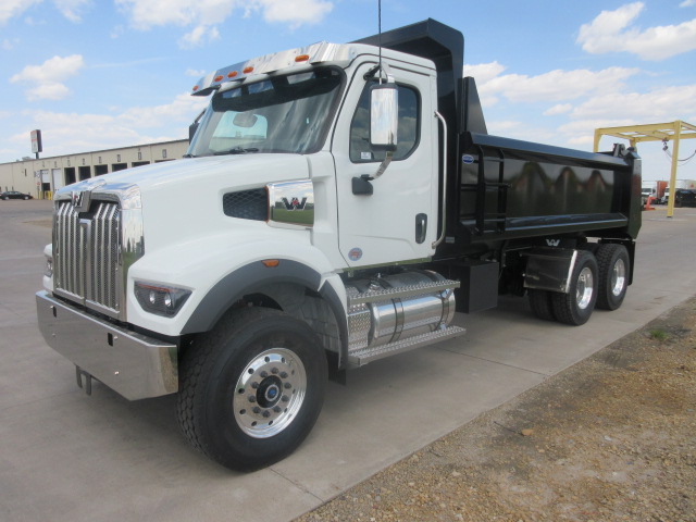 2027 Western Star 47X 2027 Western Star 47X - image 1 of 6