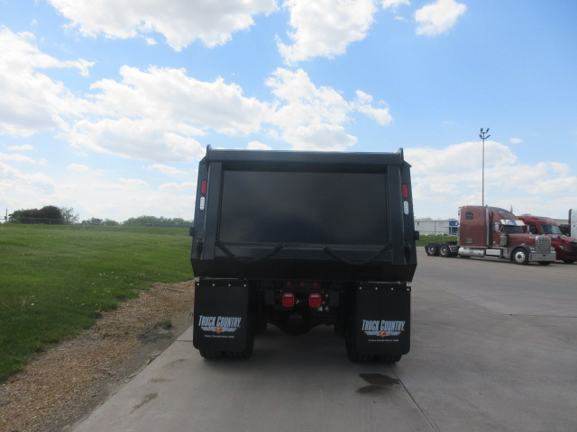 2027 Western Star 47X 2027 Western Star 47X - image 4 of 6