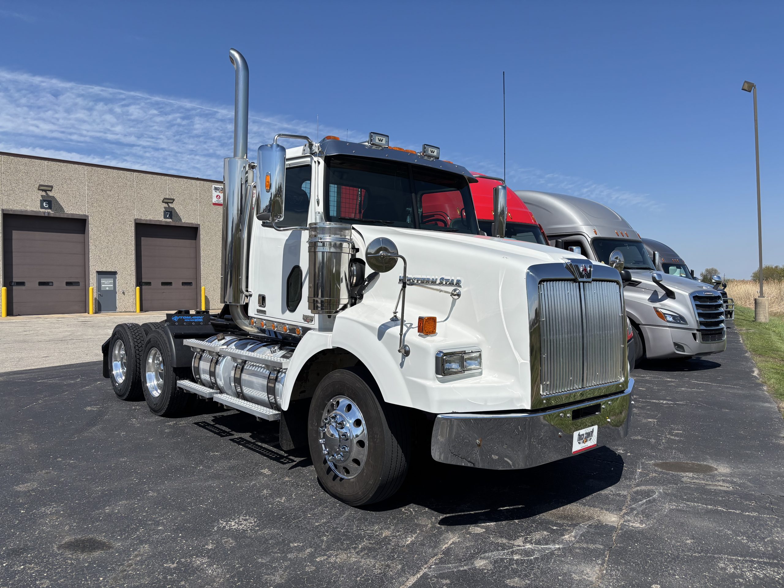 2016 Western Star 4900SA 2016 Western Star 4900SA - image 4 of 4