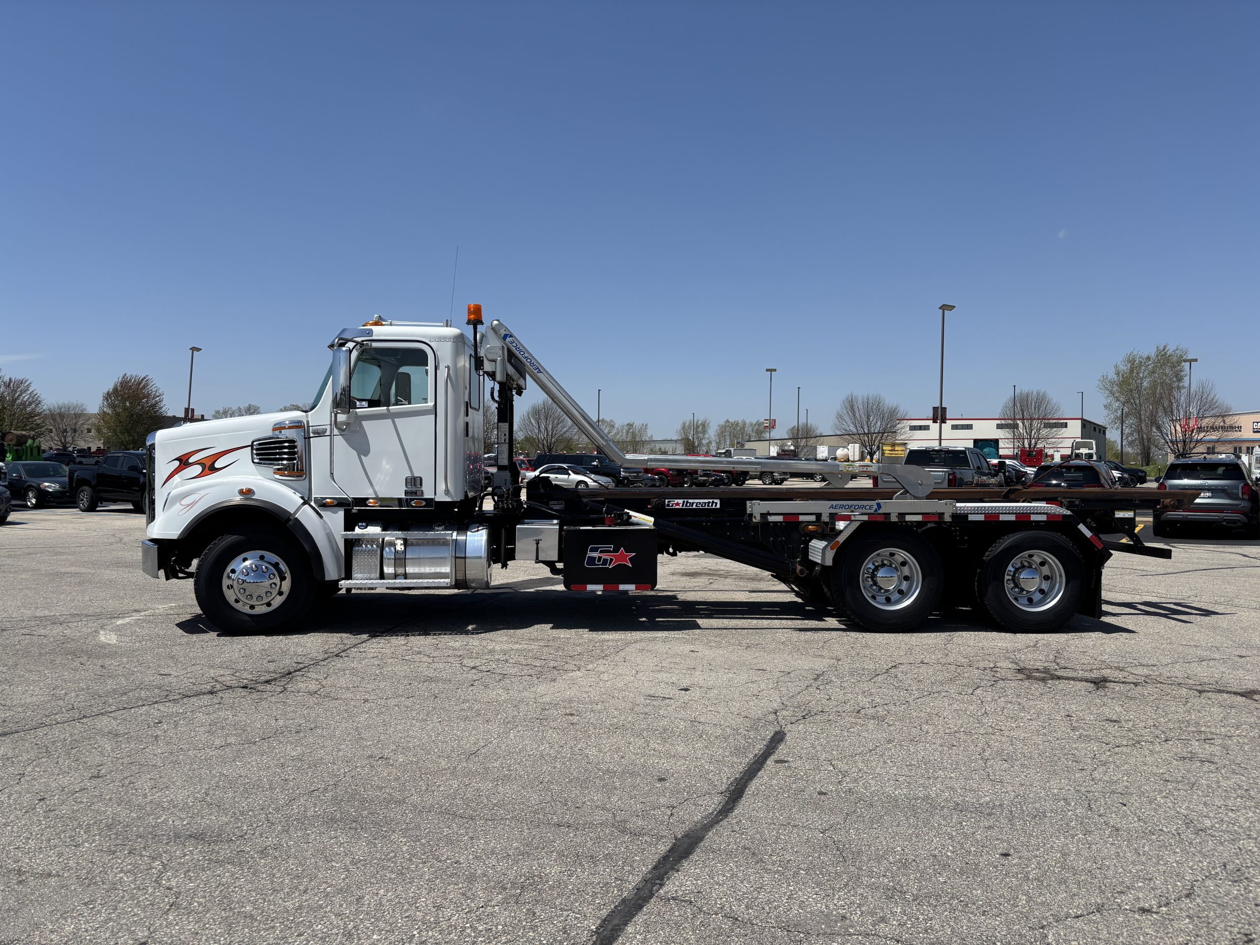 2023 Freightliner 122SD 2023 Freightliner 122SD - image 5 of 6